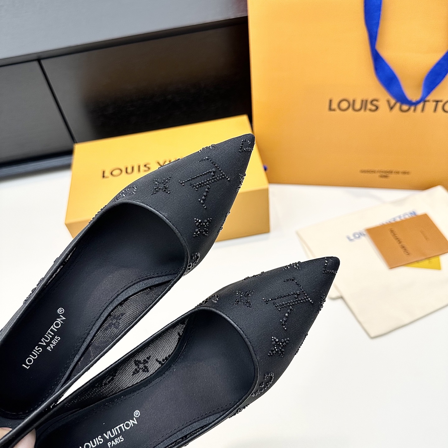 Women's high heels